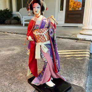 15" Vintage Geisha Girl